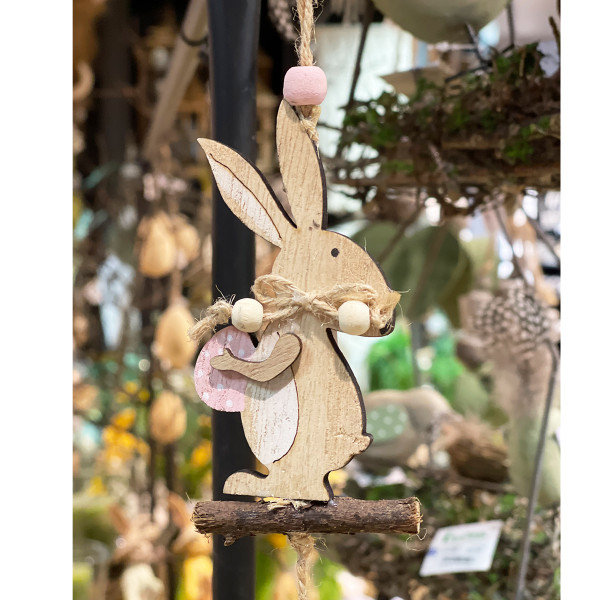Deko Holzgirlande Hase, Osterhase aus Naturholz mit Ei, Blätter und Blumen, Hänger, 43cm